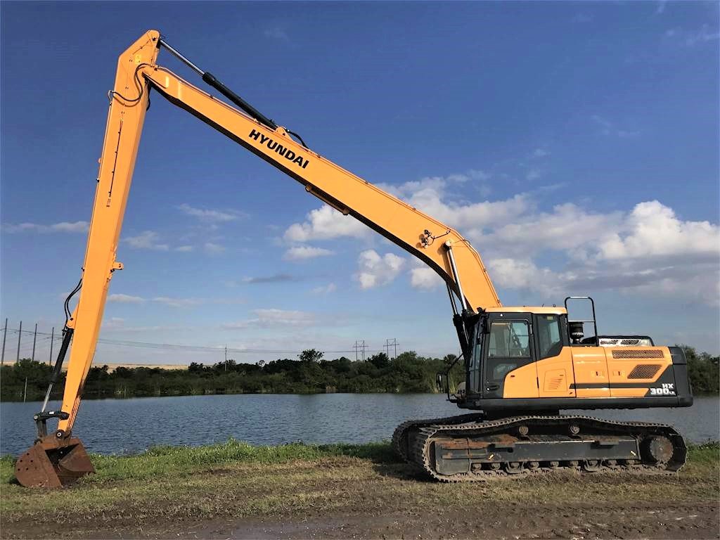 05305650-855c-4a99-b537-57505a5c04b6__Excavators-Hyundai-HX300-LR-13404452-1